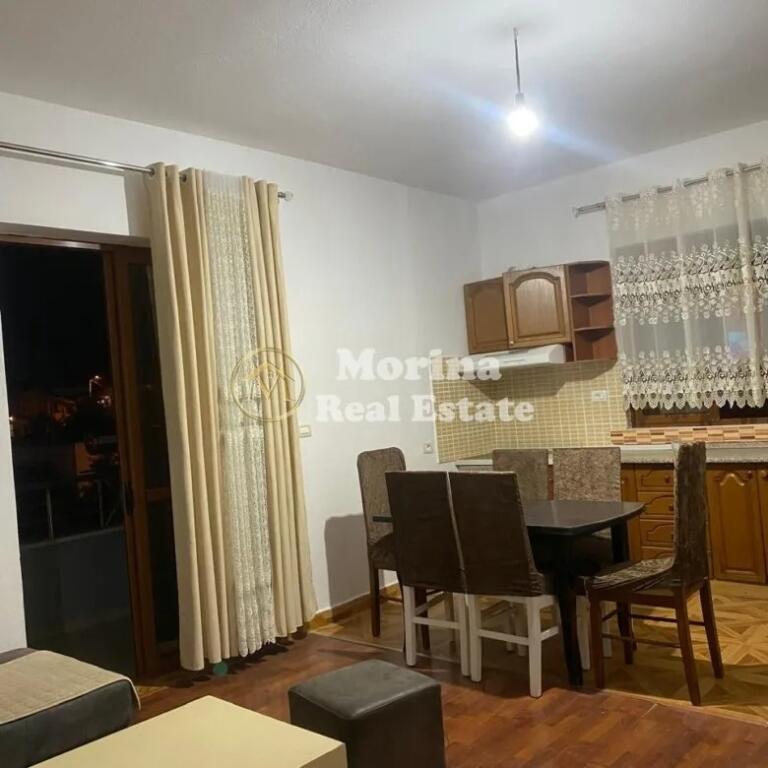 Affitto Ingresso Privato 2+1+2, Via 5 Maji, 550 Euro (Trattabile)