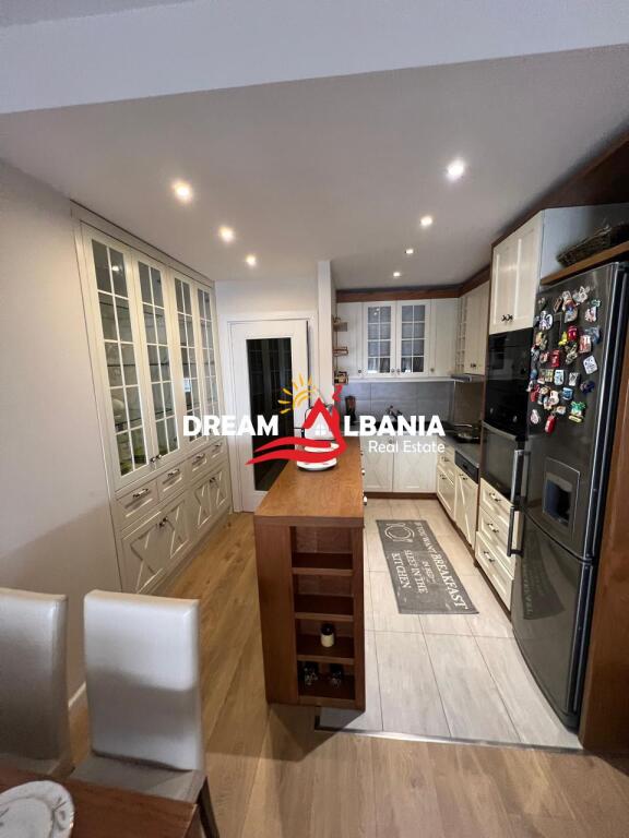 Jepet me Qera Apartament 3+1 te Kodra e Diellit 1 (ID 4231469)