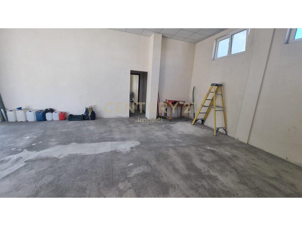 Commercial Space 1+1 For Rent in Kodër Kamëz, Tirana - 750€ !