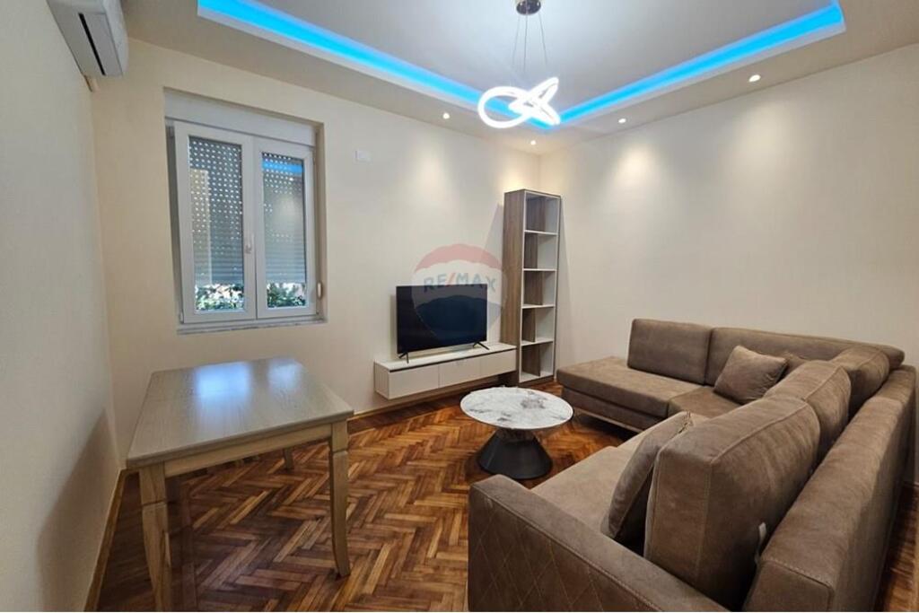 Apartament 1+1 per qira tek Rruga e Dibres!