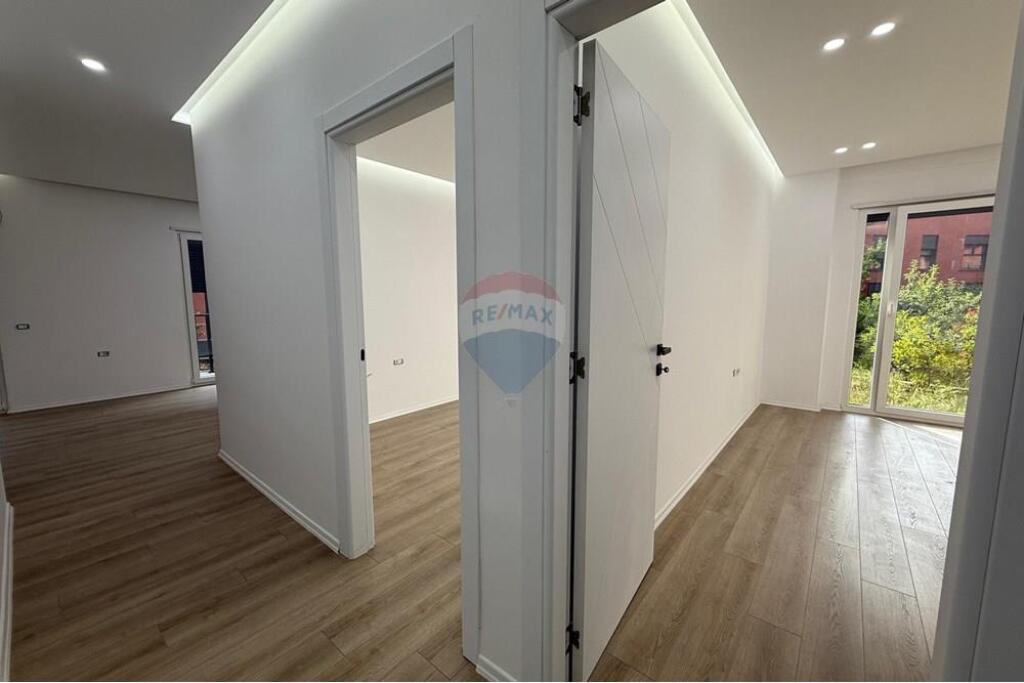 Apartament - Për Shitje - Rose Garden