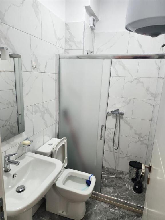 APARTMENT FOR RENT 2+1 DIBRA STREET 65,000 LEKE