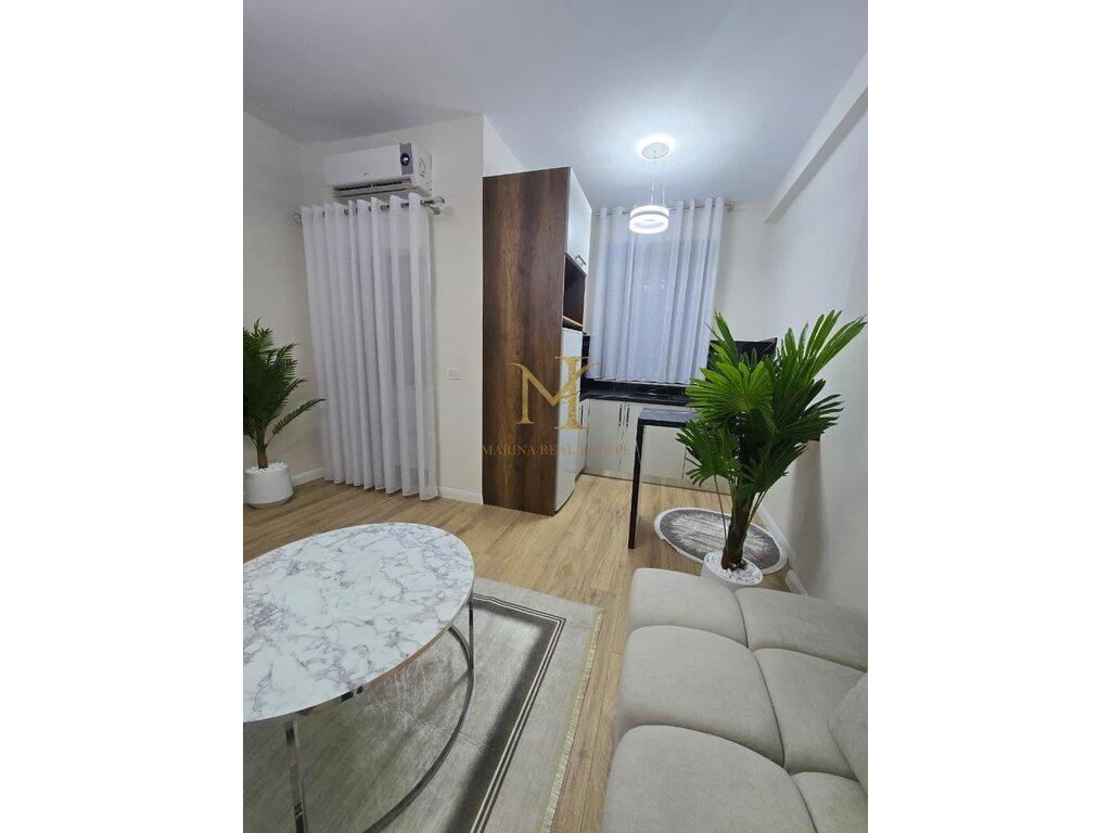 SHITET APARTAMENT 1+1+ VERANDE 60 M2 , SHKEMBI KAVAJES , MAJESTIC !!
