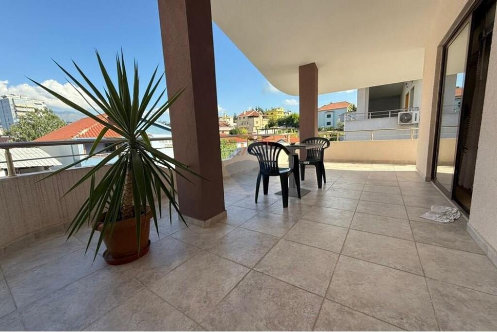 2+1 apartment for rent on Elbasani street