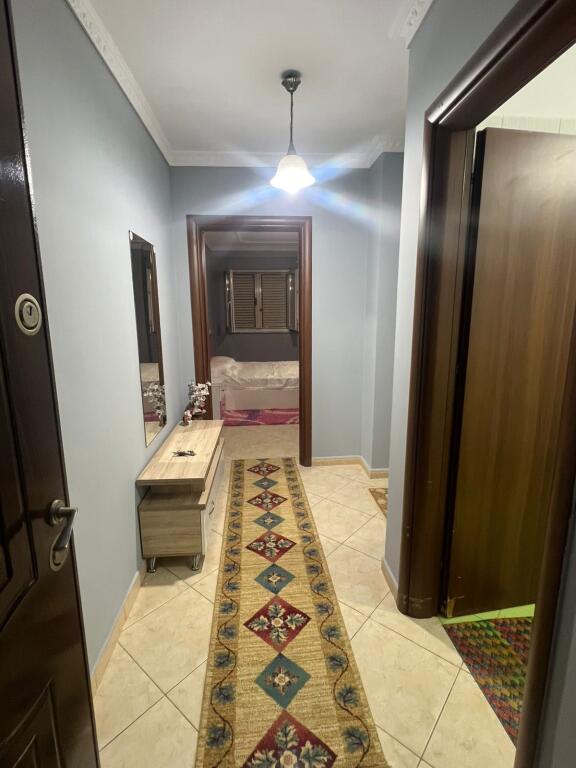 Jepet me qira apartament 1+1+ballkon Bulevardi i Ri