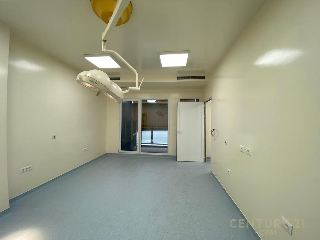 AT KIKA 2 WE RENT CLINIC SPACE