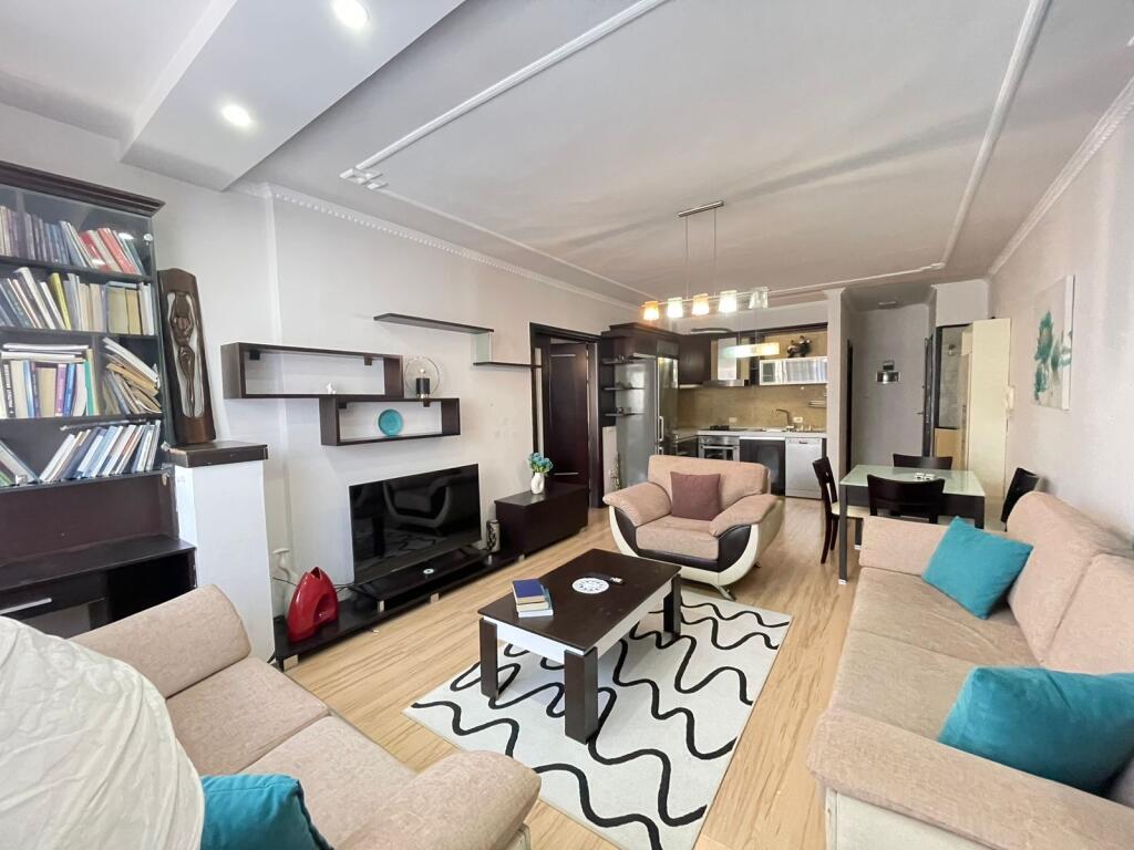 2+1 Apartment for Rent near Juridical Faculty in Bllok