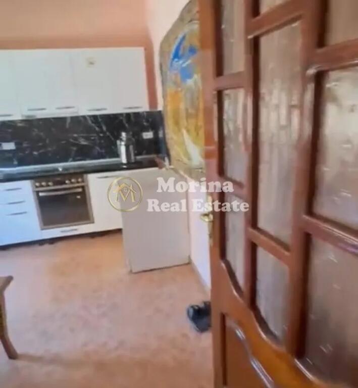 Qera, Apartament 3+1, te Shallvaret, 600 euro/muaj