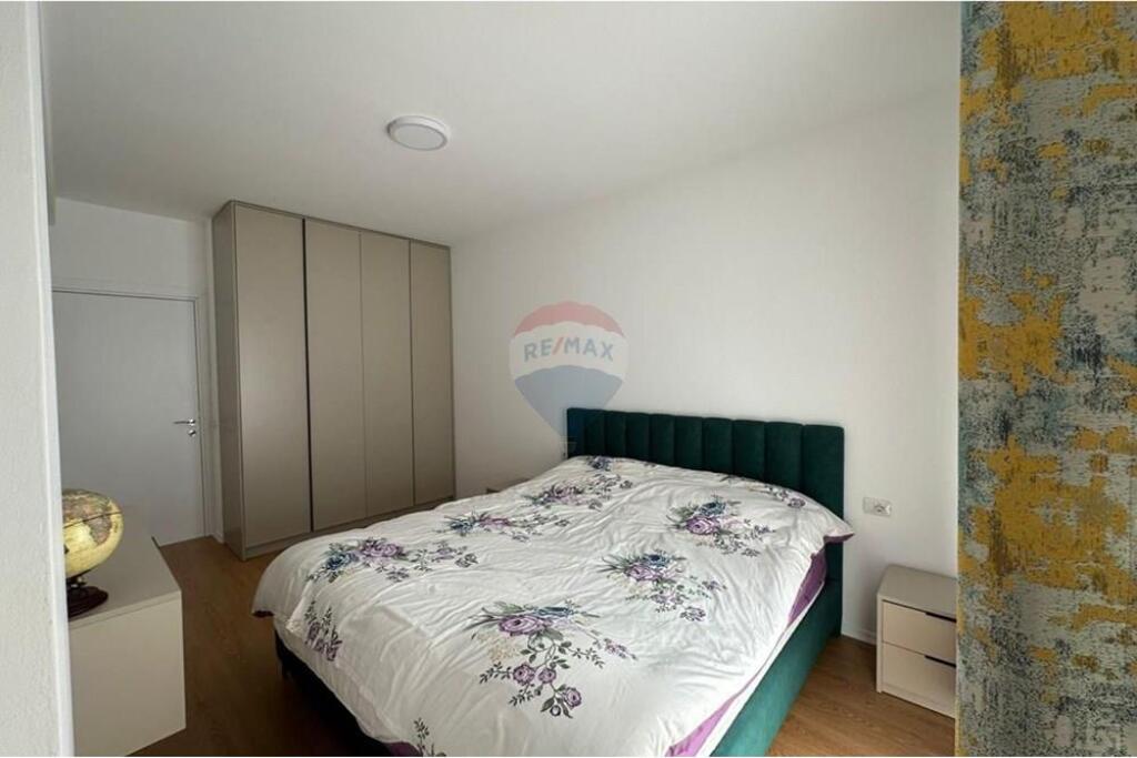 Shitet Apartament 2+1 UNIVERS CITY !