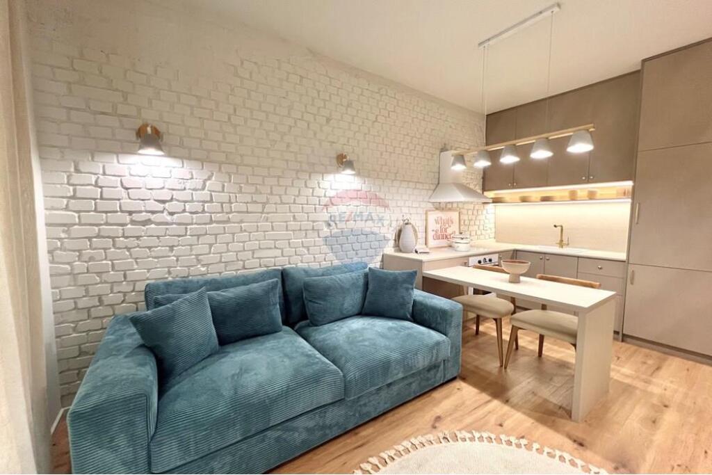 2+1 apartment for rent at Myslym Shyri!