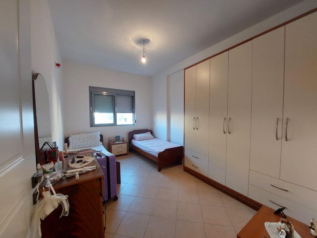 Apartament për Shitje, Vlore, Rr. e Çipajve