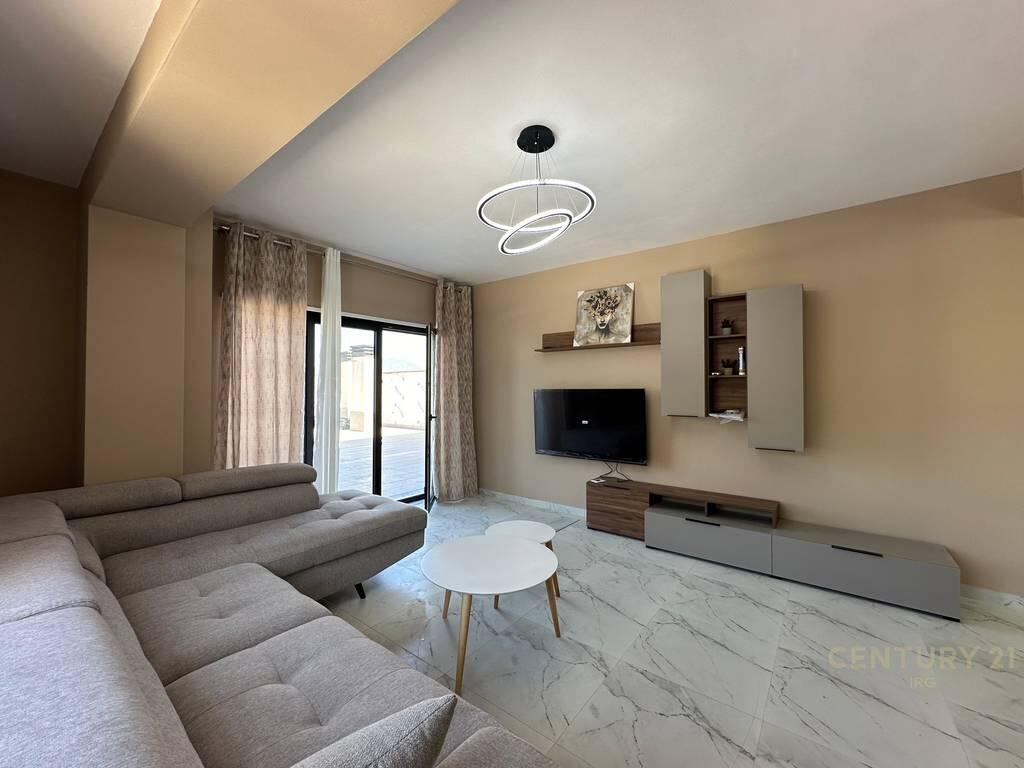 Apartament me Verandë (160m²) në Rezidencën Kodra e Diellit 2