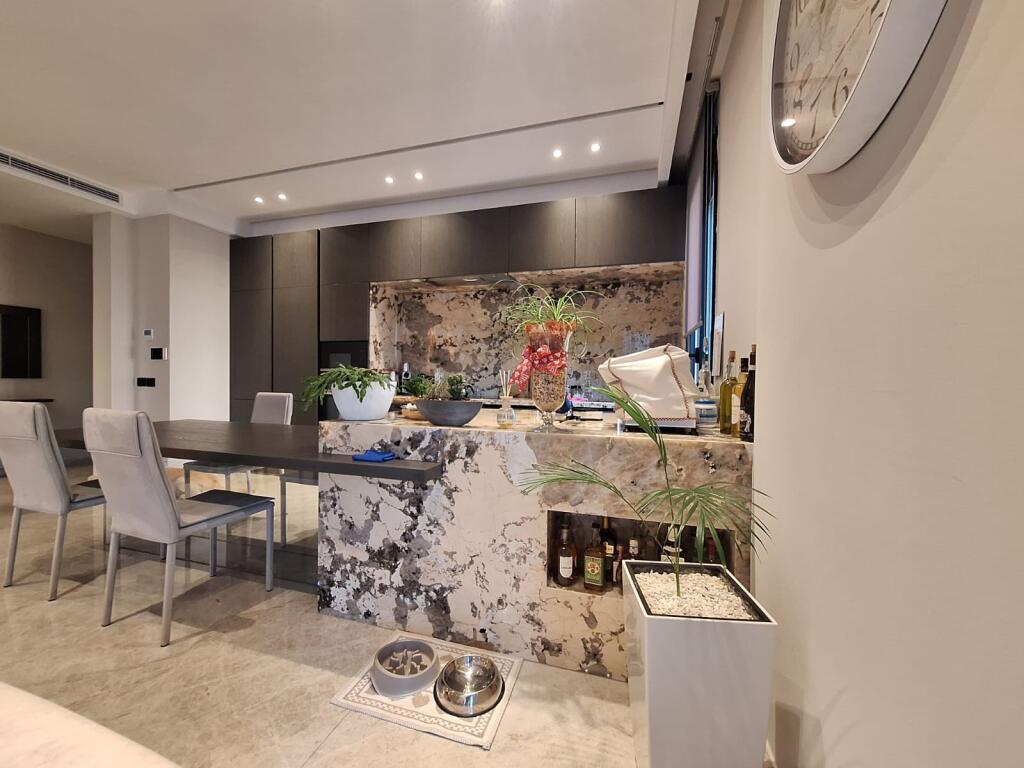 ✨ Luxury Apartment 3+1+2 with Parking for Sale in Tirana – Artistic High School Area ✨