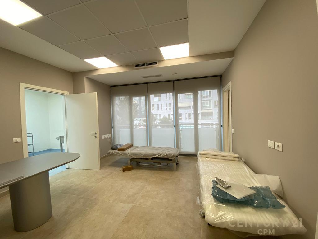AT KIKA 2 WE RENT CLINIC SPACE