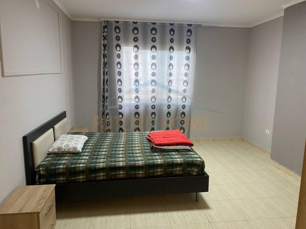 Apartament 2+1, Stacioni i Trenit me qera, Tirane.