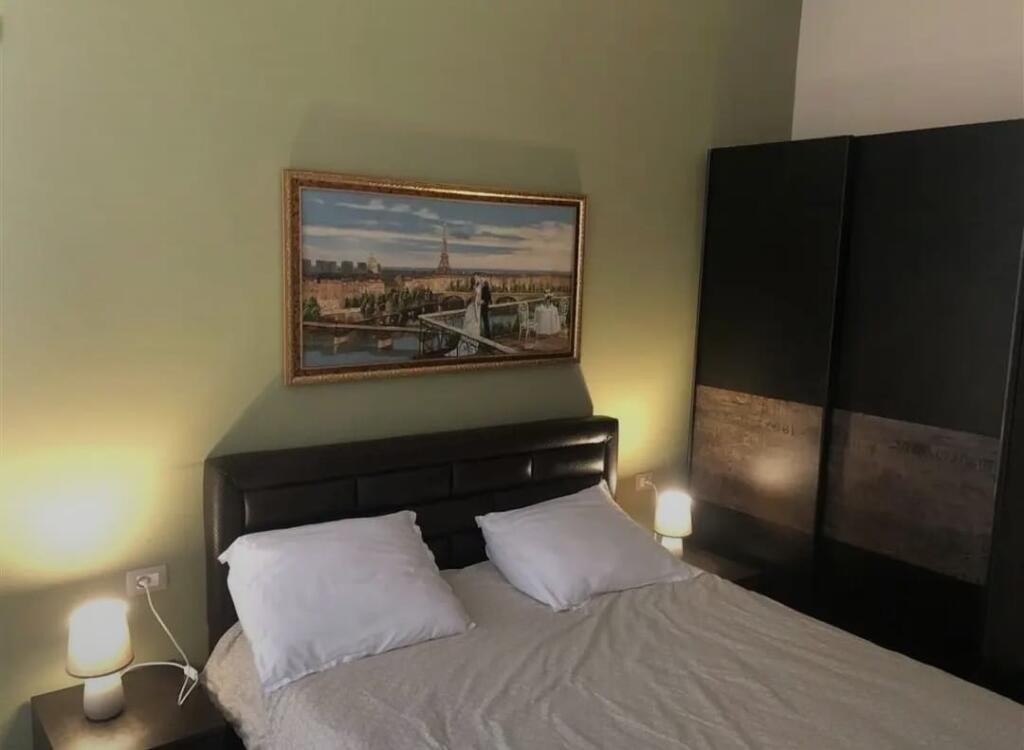 Apartament me Qera 1+1 – Pazari i Ri