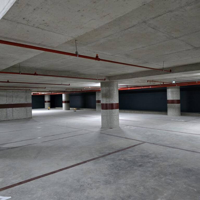 Apartament 2+1+2 me Post Parkimi për qira – Ideal për Zyra/ Biznese të ndryshme
