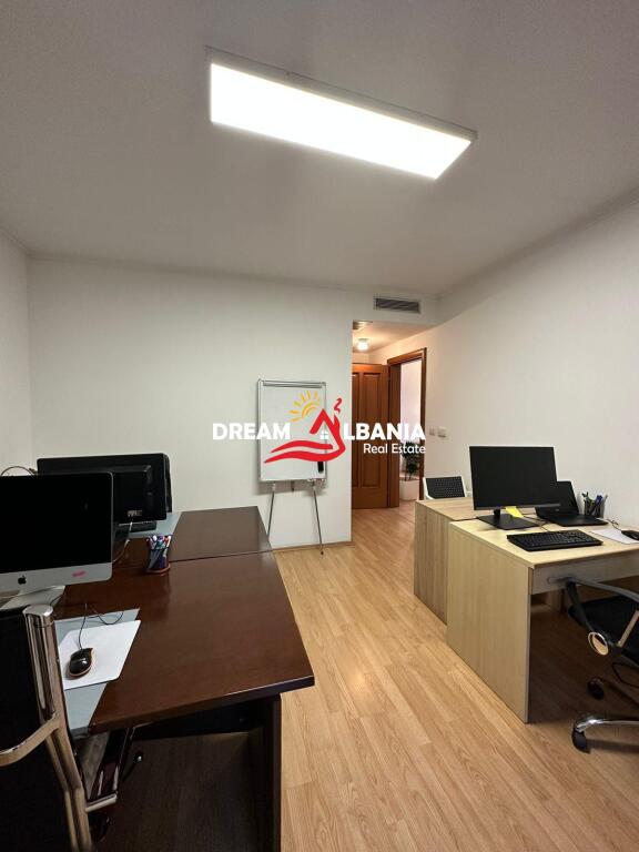 Vile me qera ne rrugen Mine Peza, prane Prokurorise ne Tirane (ID 4251060 )