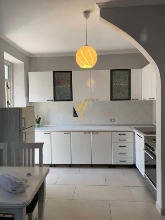 APPARTAMENTO 1+1 IN AFFITTO A MYSLYM SHYRI 600 EURO