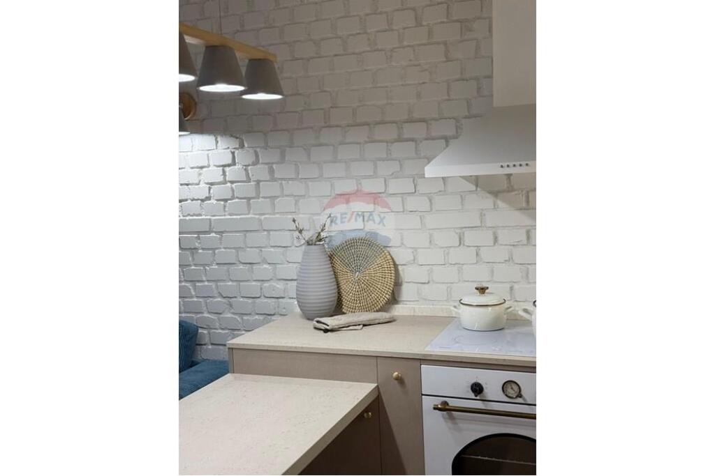 Apartment 2+1 for rent at Myslym Shyri!