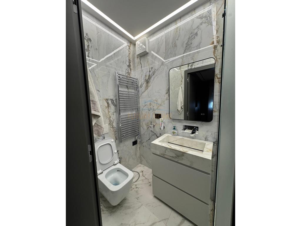 Shitet, Apartament 2+1+2 + Post Parkimi+ Depo, Kodra e Diellit, Tiranë