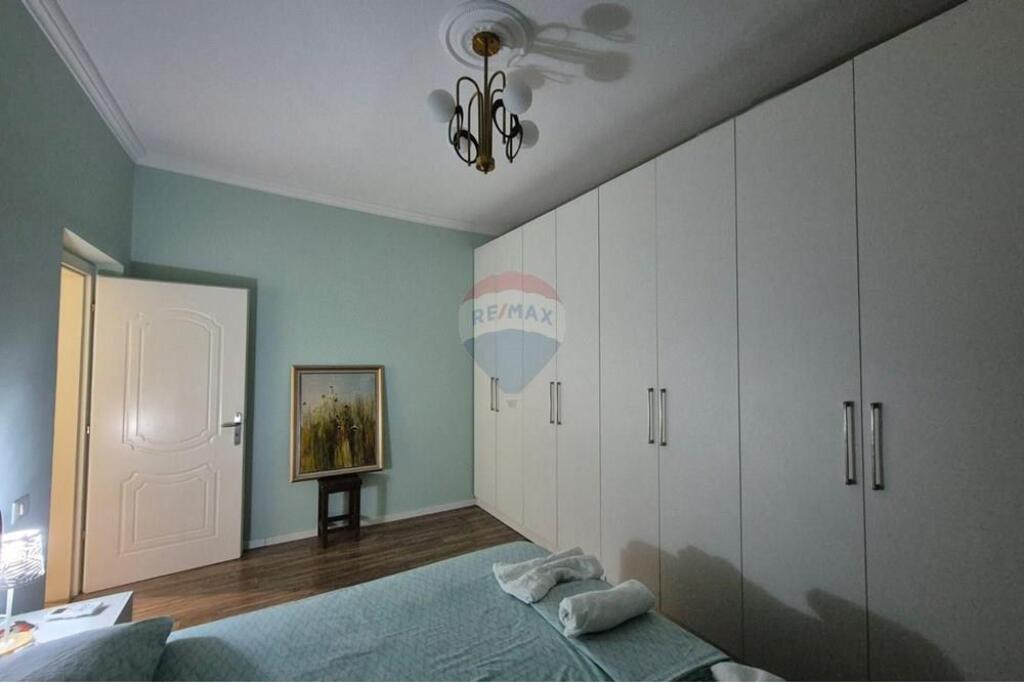 Shitet Apartament 2+1 UNIVERS CITY