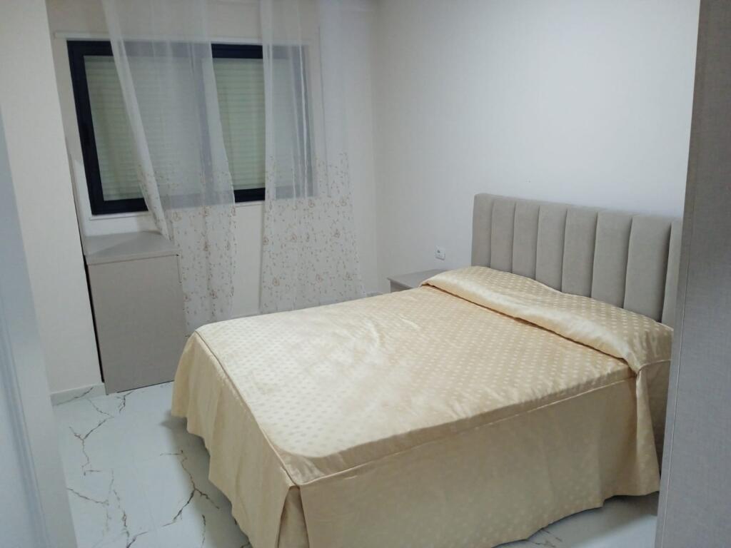 Apartment for rent 1+1 Durres Street