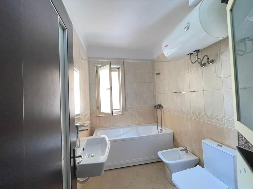 2+1 Apartment for Rent near Juridical Faculty in Bllok