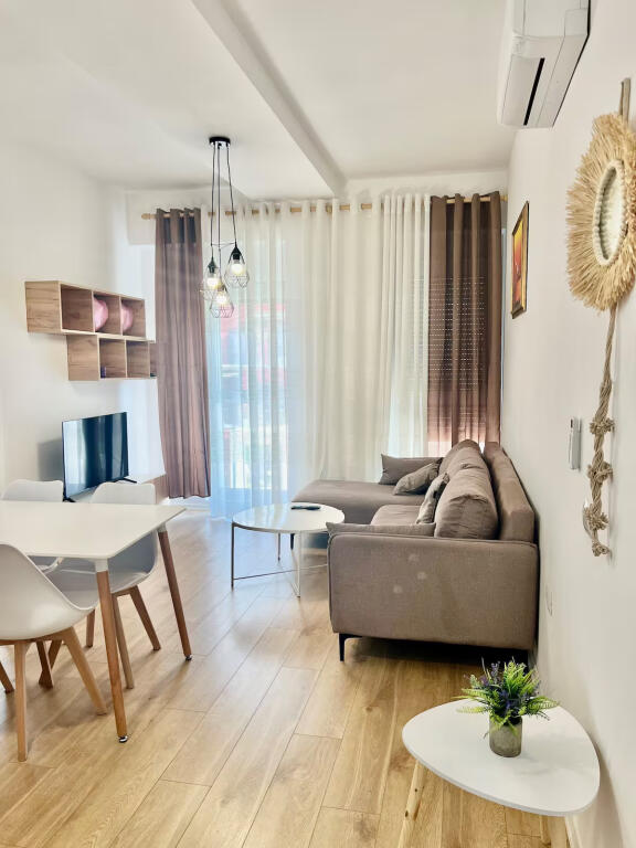 Apartament me qera 2+1+post parkimi ne Astir (ID B2201492) Tirane