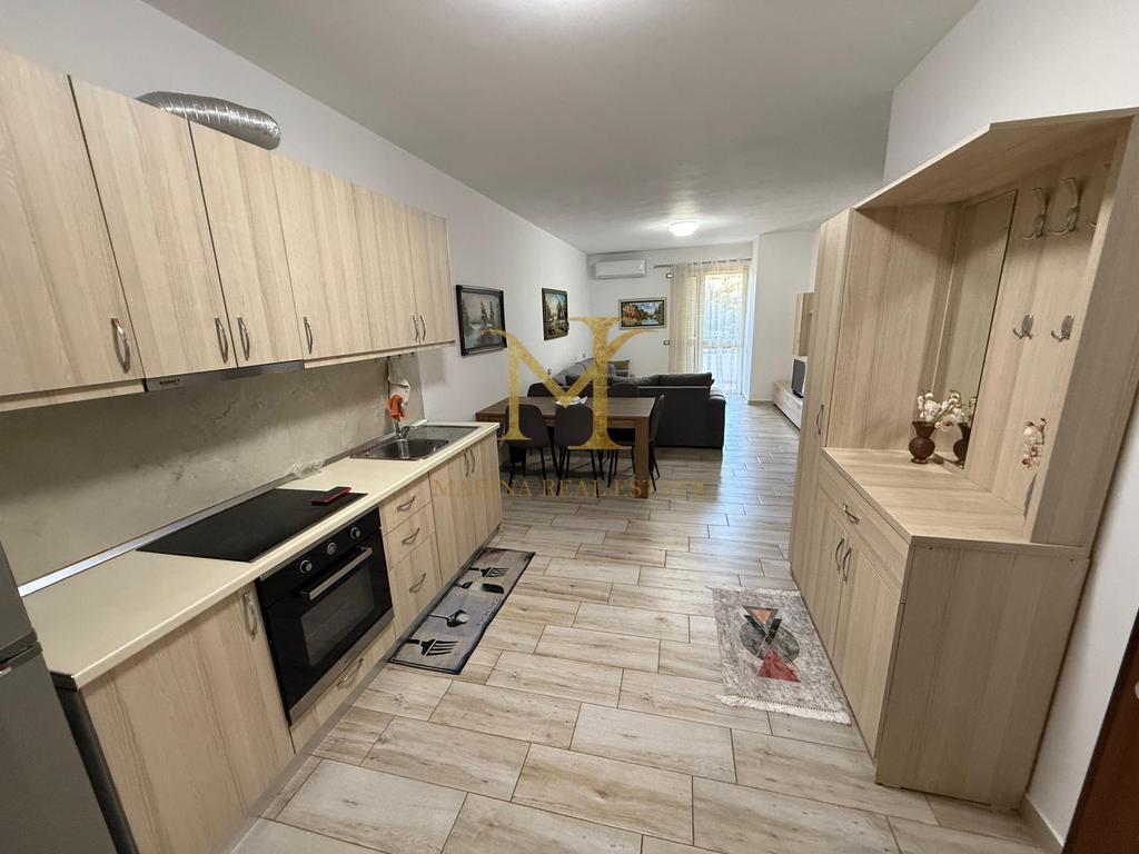 JEPET ME QERA APARTAMENT 1+1 NE ZONEN E PLEPAVE !!