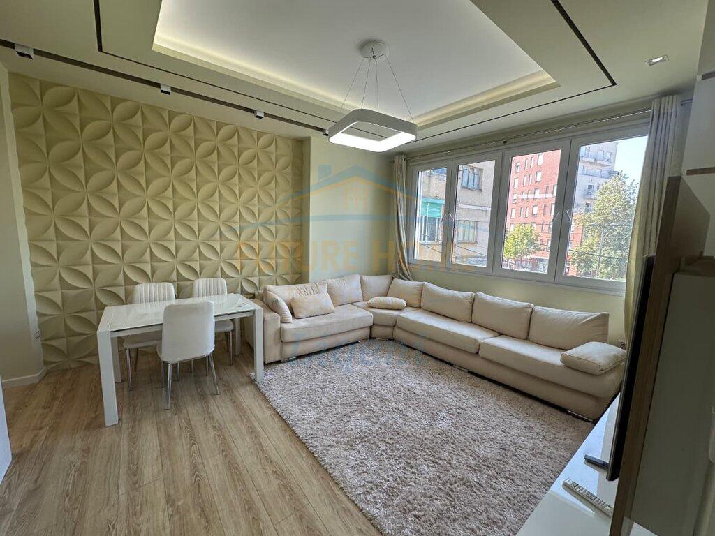 Affitto, Appartamento 2+1, Ali Demi, Tirana.