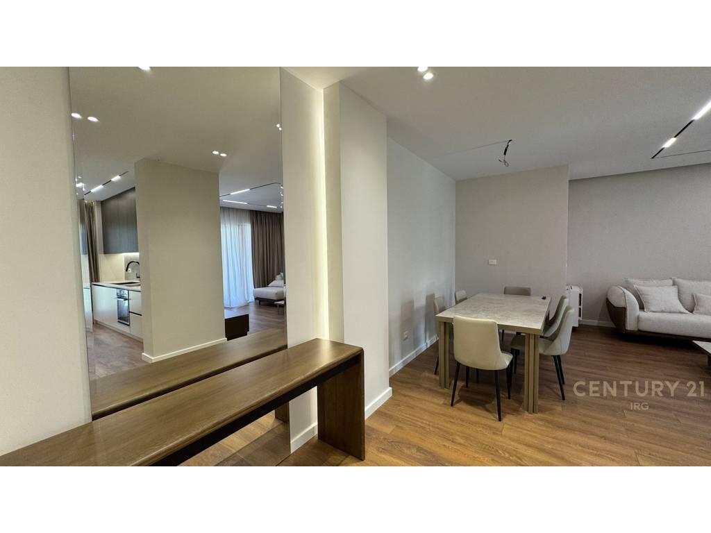 DUPLEX DI LUSSO IN AFFITTO  POSTO AUTO A KODRA E DIELLIT! 1.500 € /Mese