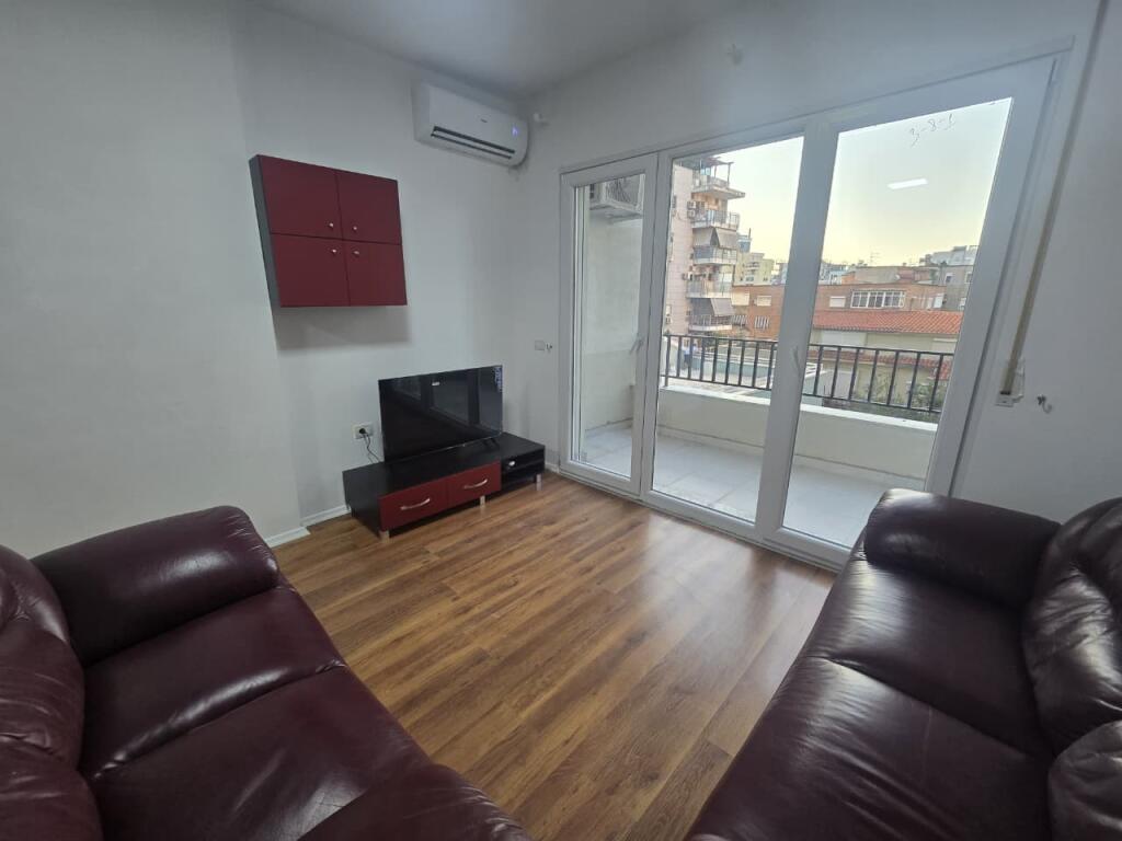 Apartament 1+1 per qira Pazari i Ri
