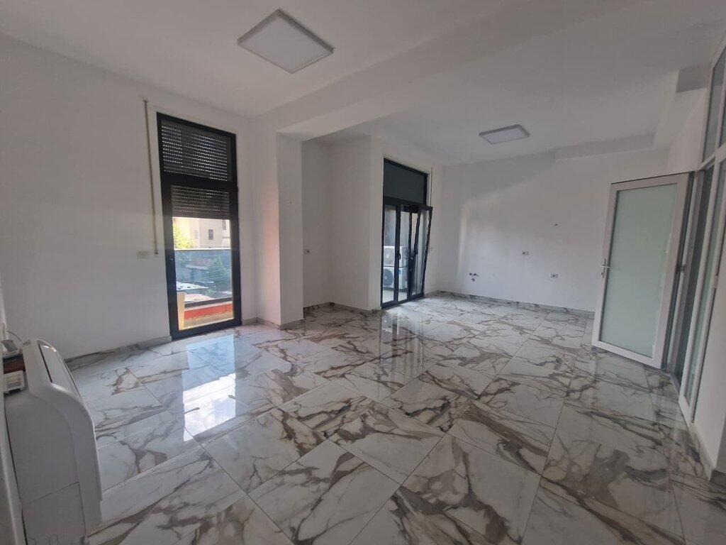 ALI DEM! AFFITTASI APPARTAMENTO 2+1+2 PER UFFICI / CLINICA DENTALE / AIRBNB! 550 € / Mese  Sup. Totale 117m2