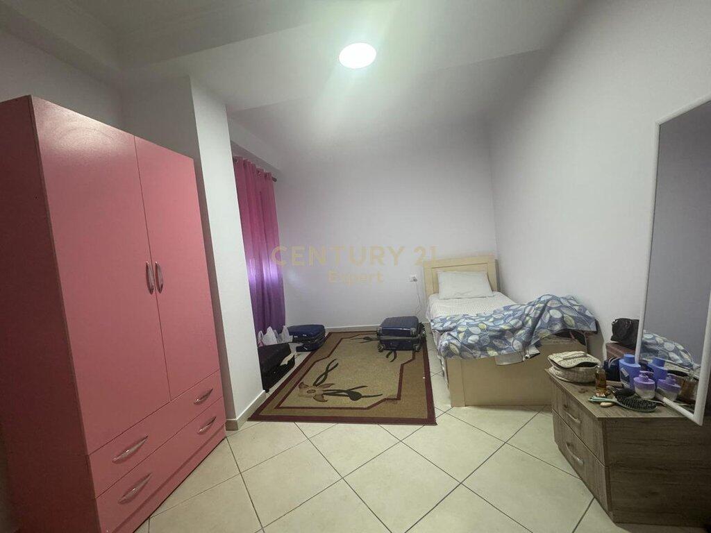 JAPIM ME QIRA APARTAMENT 2+1 TEK OSLO ASTIR!