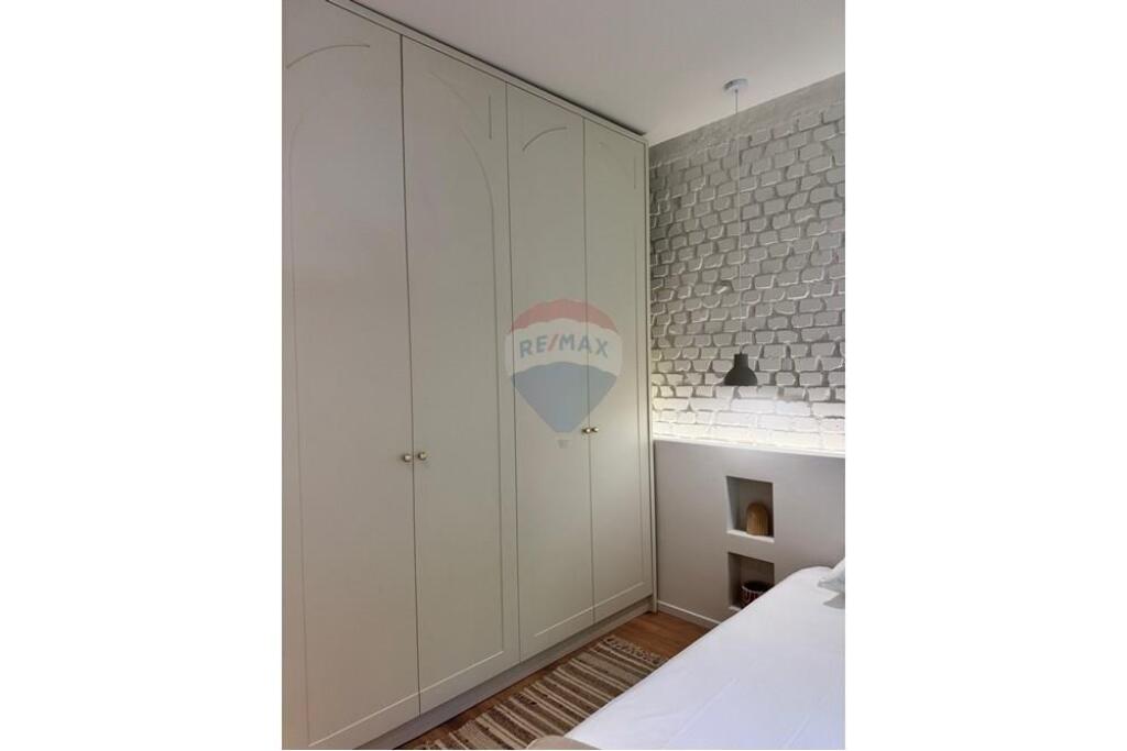 Apartment 2+1 for rent at Myslym Shyri!