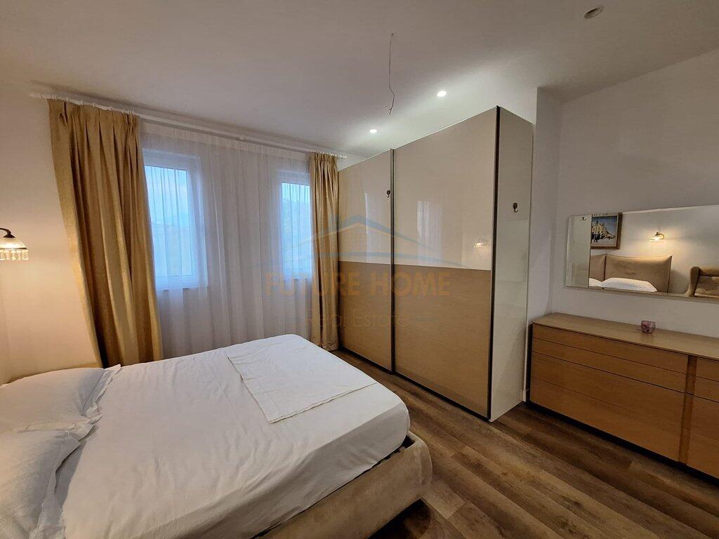 Disponiamo di una villa su 2 piani in vendita, Mullet