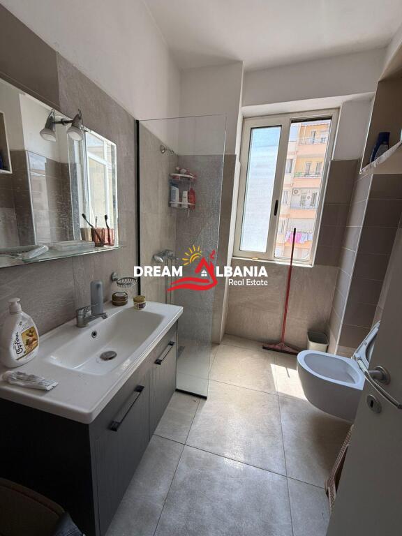 Apartament 2+1 i mobiluar ne shitje ne Astir prane Vila L2 ne Tirane (ID 41212013)