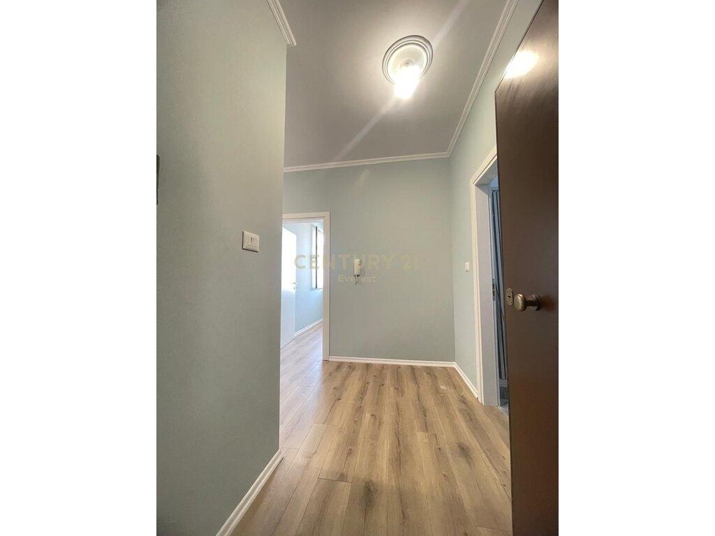RRUGA FORTUZI – SHITET APARTAMENT 1+1