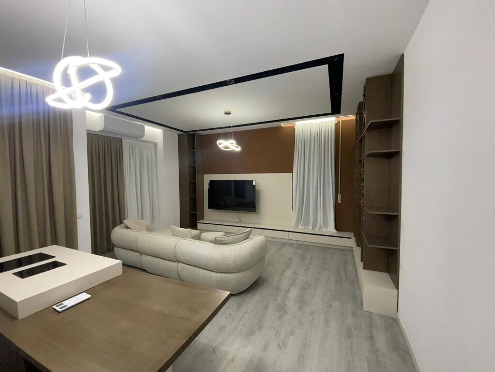 Appartamento in Affitto 2+1+2 Bagni + 2 Posti Auto 📍Laprake, Complesso “Dogana 2020”, Via 29 Novembre, Tirana