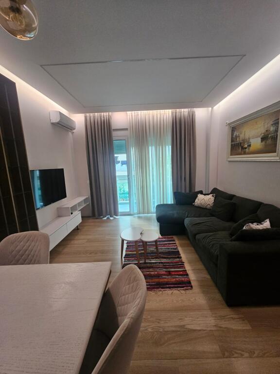 Apartament me Qira 2+1 – Liqeni i Thatë