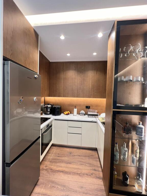 Apartament 2+1 ne shitje, Fresk.