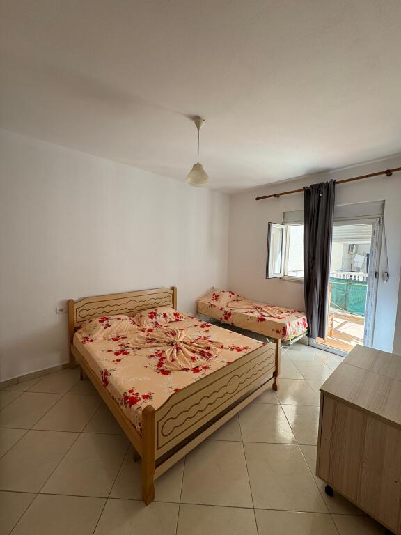 APARTAMENT 1+1 ME QERA PLAZH