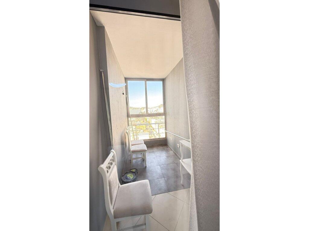 JEPET ME QIRA APARTAMENT 2+1 , PRANE STACIONIT TE TRENIT NE DURRES !