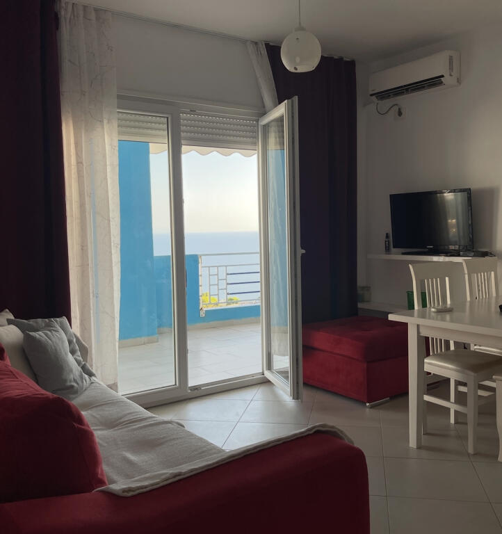 Appartamento 2+1+2+2 posti auto in vendita, con vista mare, Dhermi