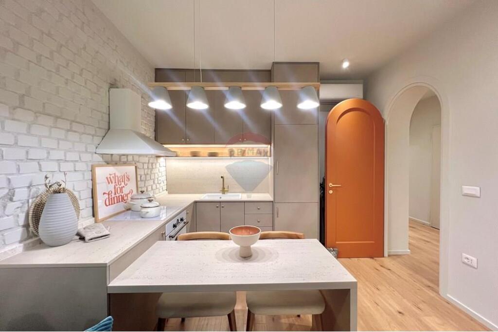 Apartment 2+1 for rent at Myslym Shyri!