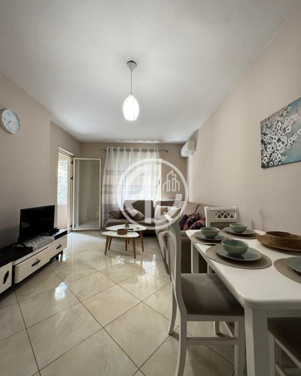 Jepet me Qira – Apartament 2+1, pranë Drejtorisë së Policisë, Durrës