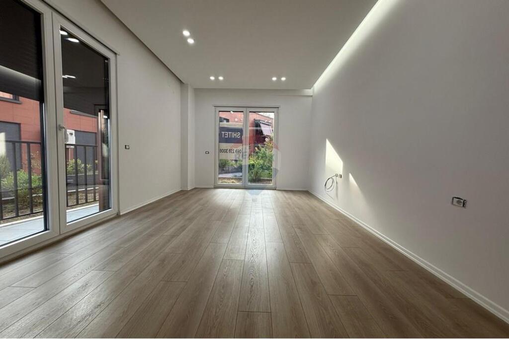 Appartamento 2+1+ cortile in vendita TEG-u