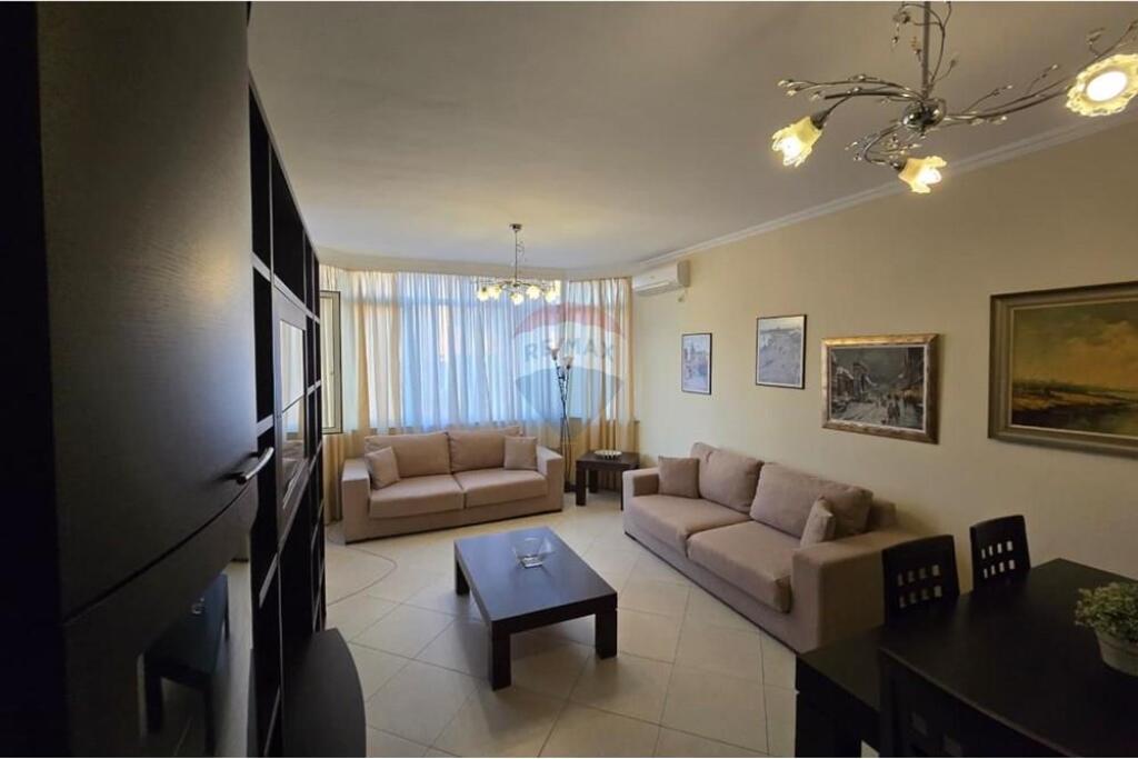 Apartament me qira 2+1+2 Komuna Parisit