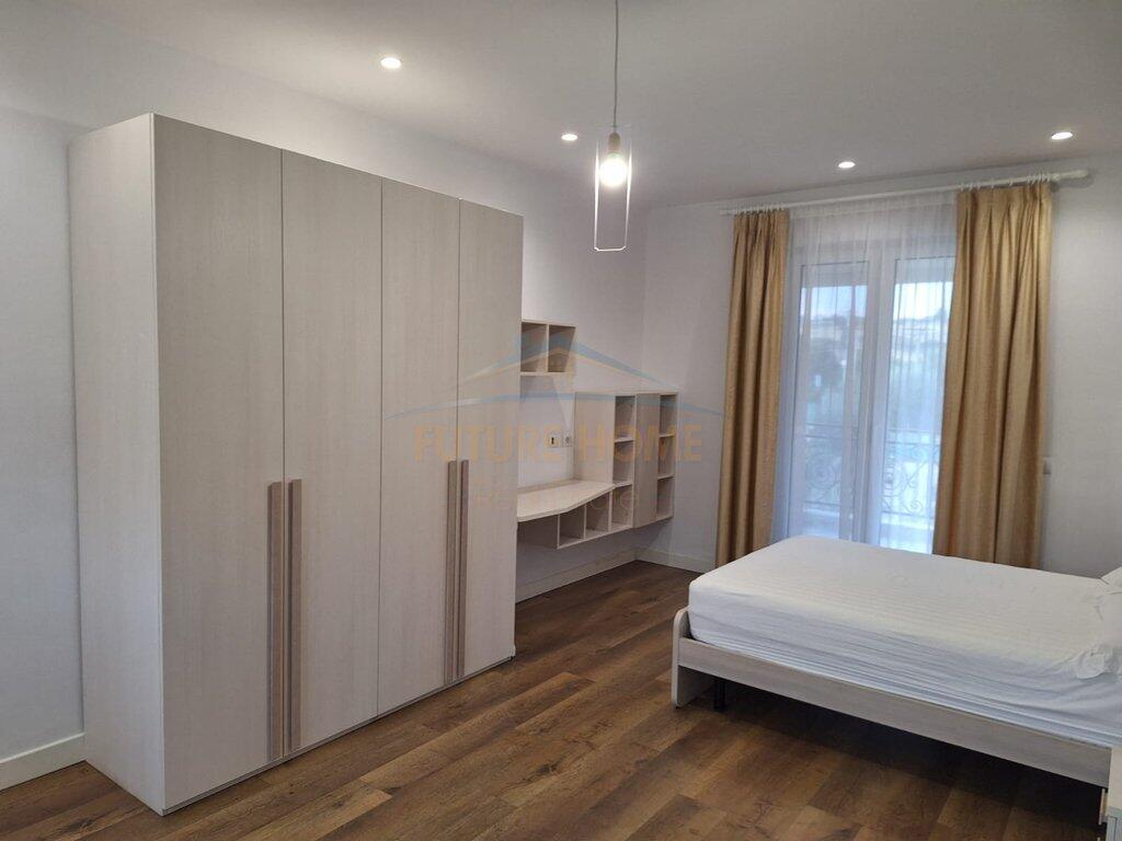 Disponiamo di una villa su 2 piani in vendita, Mullet